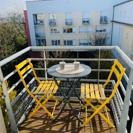 Proche Tram- Parking Prive - 2 Voyageurs * Le Mans