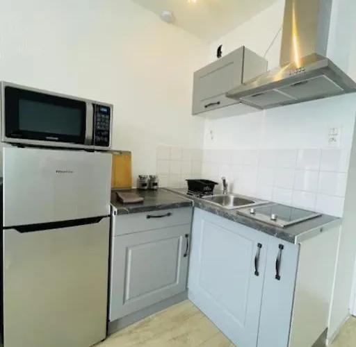 Proche Tram- Parking Prive - 2 Voyageurs * Le Mans